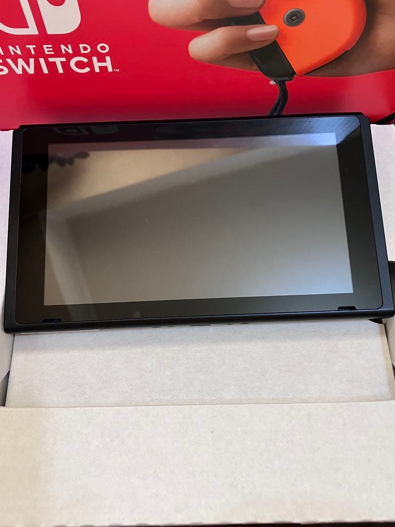 ♡*♡様 Nintendo Switch 本体 赤/青 Joy-Con付き