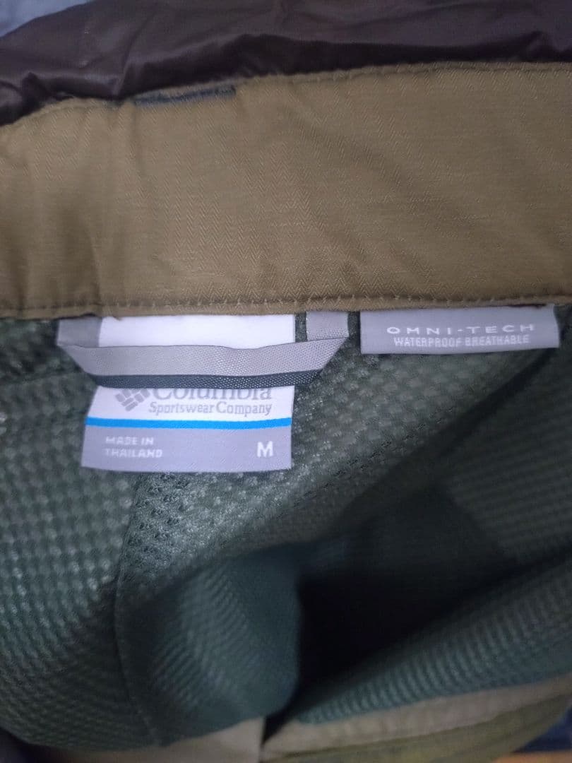 コロンビア　OMNI-TECH　ウィンタースポーツウェア　スノボ　上下　M
