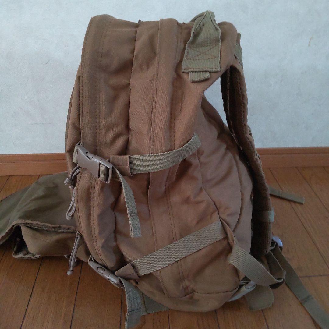米海兵隊放出品/SOCミリタリーバックパック カラー/コヨ−テ