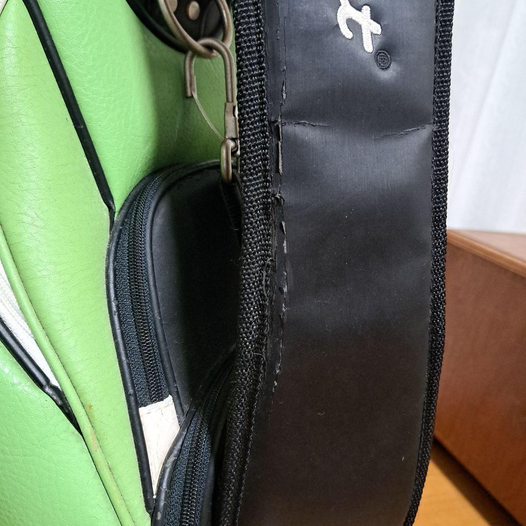 Titleist キャディバッグ グリーン/ブラック。フード付き。9.5インチ