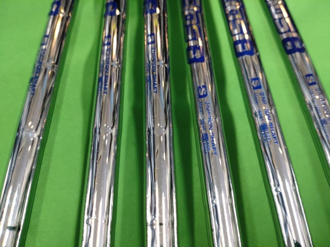 テーラーメイドグローレFORGEDアイアン　NSPRO ZEROS 8 S