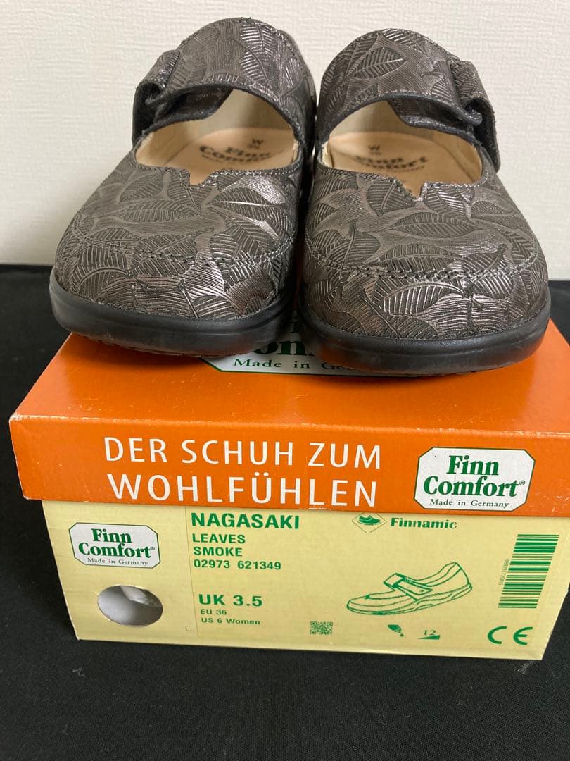 Finn Comfort Nagasaki UK 3.5 グレー葉柄