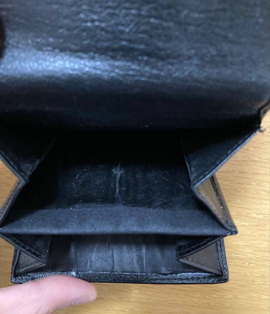 CHANELココマーク二つ折り財布ブラックリペア済み