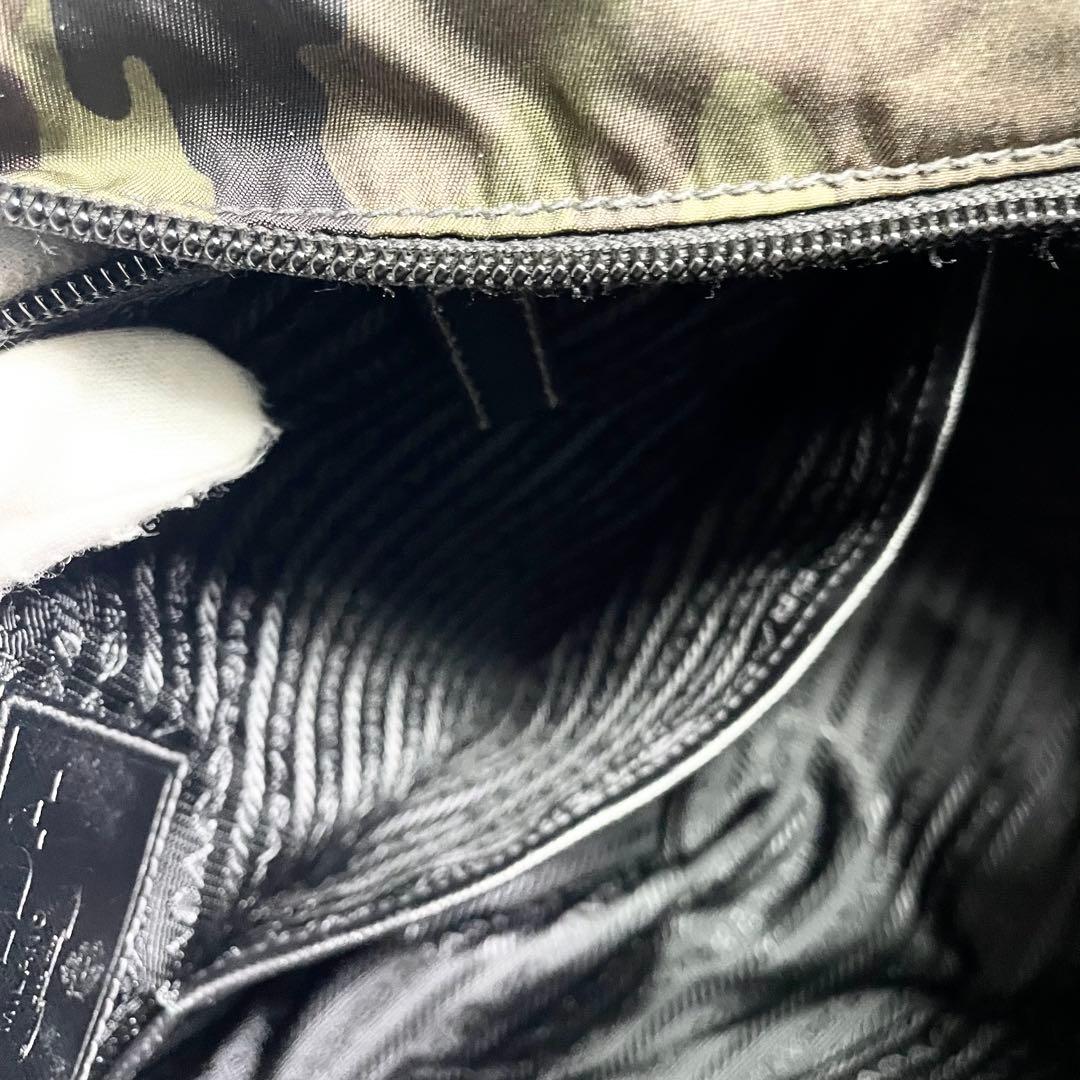 プラダ トートバッグ ナイロン サフィアーノレザー カモフラ 迷彩 大容量 A4