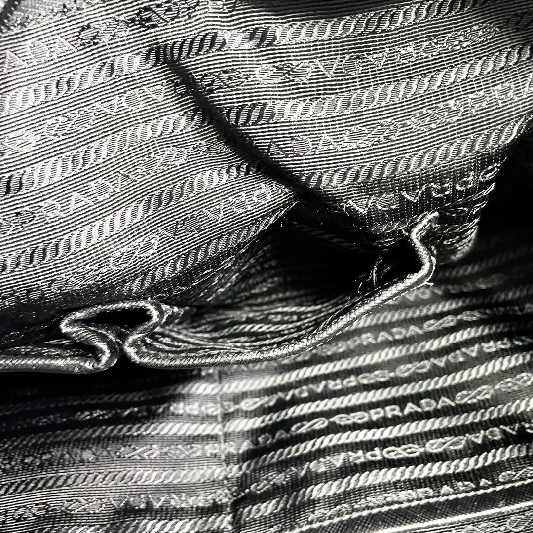 プラダ トートバッグ ナイロン サフィアーノレザー カモフラ 迷彩 大容量 A4