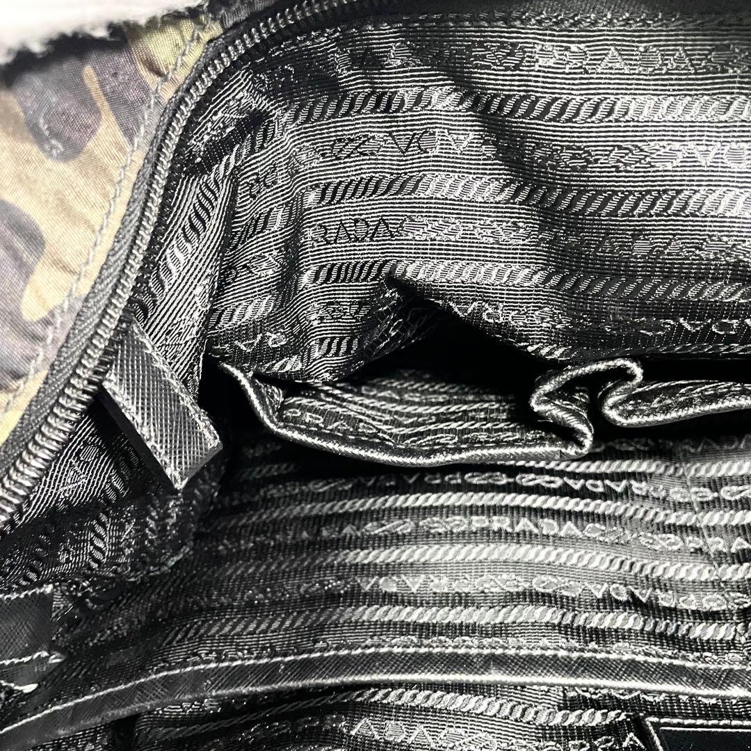 プラダ トートバッグ ナイロン サフィアーノレザー カモフラ 迷彩 大容量 A4