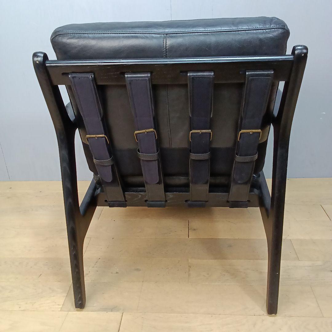 At Ease Leather & Ashwood Frame アームチェア④