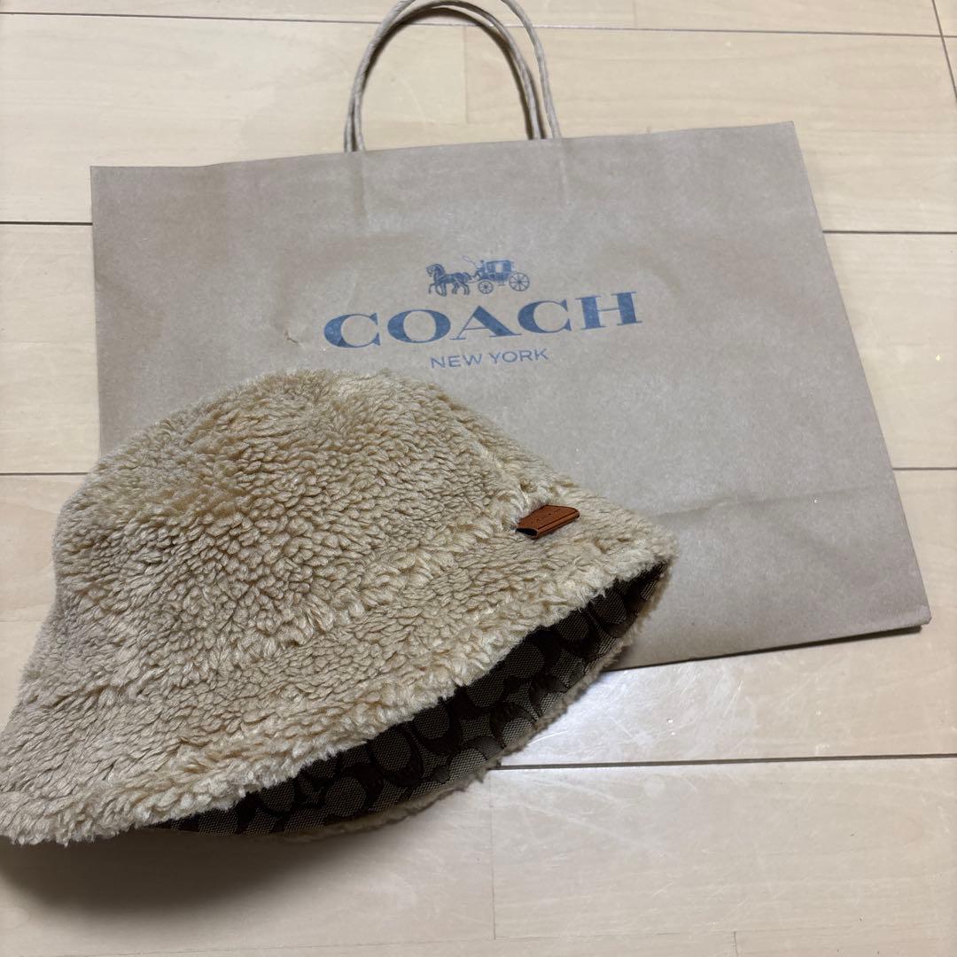気まぐれ値下げ中！未使用COACH コーチ 裏地ロゴボアバケットハット　ベージュ