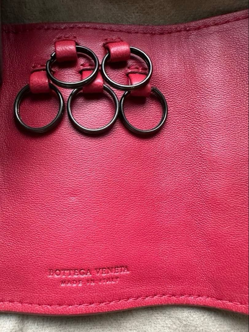 ボッテガヴェネタ　イントレチャート　キーケース