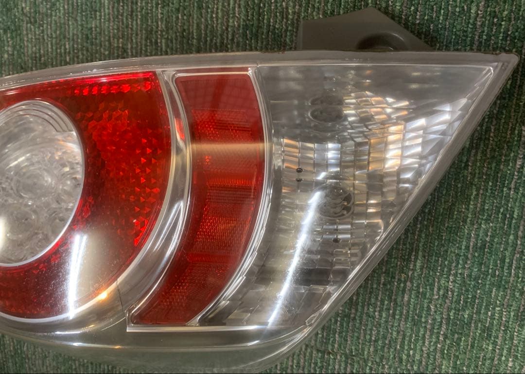 トヨタ NHP10 アクア 左右セット スタンレー テールライトセット