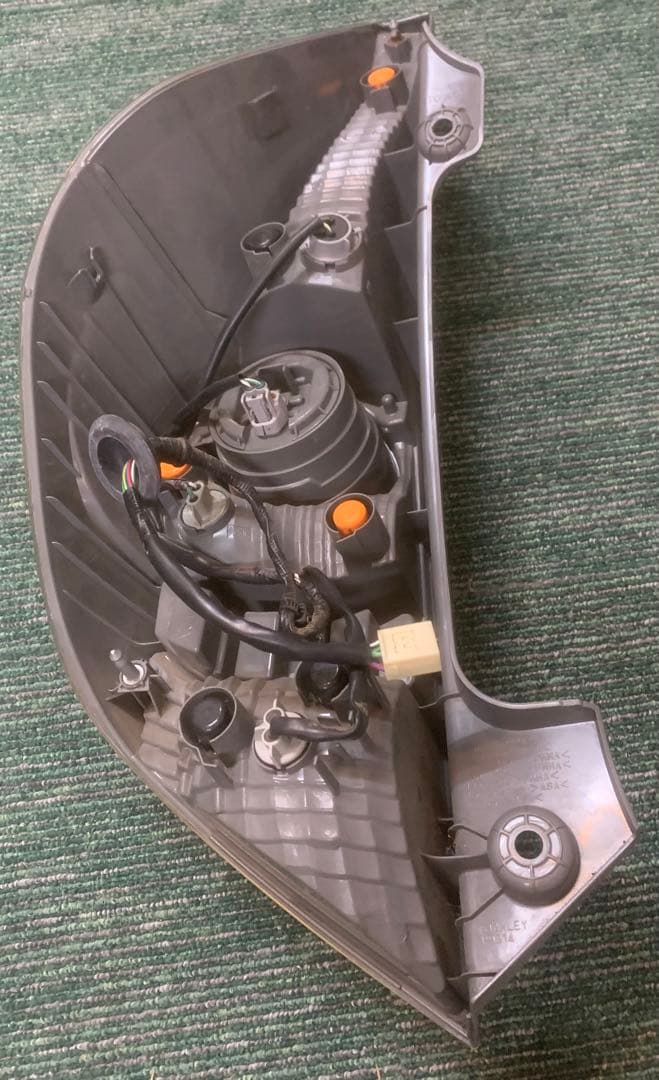 トヨタ NHP10 アクア 左右セット スタンレー テールライトセット