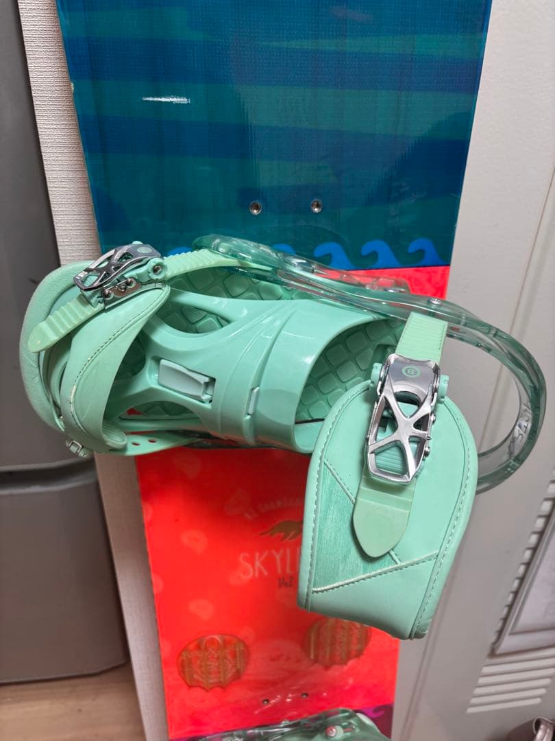 【浅草手渡し1万円】K2 Skylite 142cm & Burton2点セット