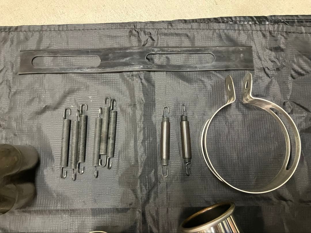 【値下げ中】ヨシムラ機械曲チタンサイクロンフルエキ NC39