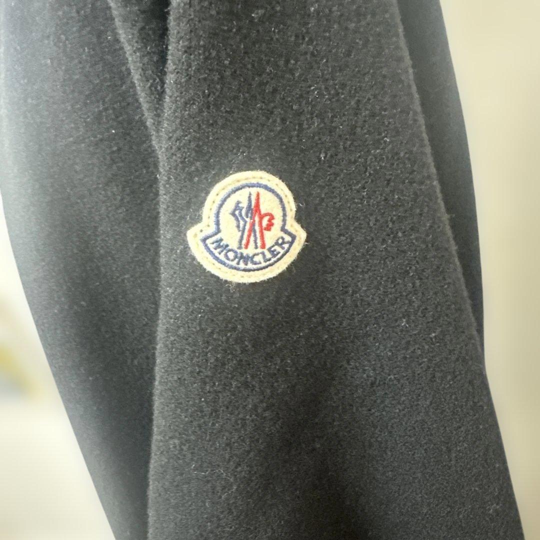 モンクレールポンチョ