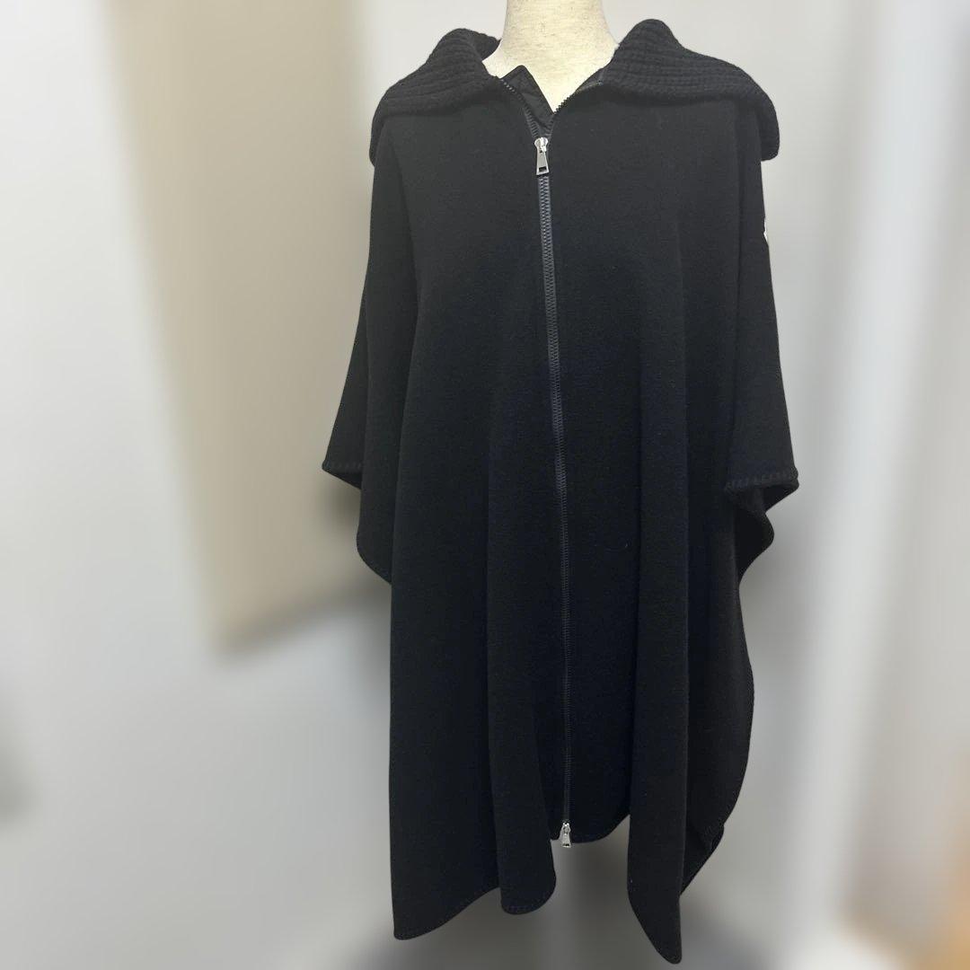 モンクレールポンチョ