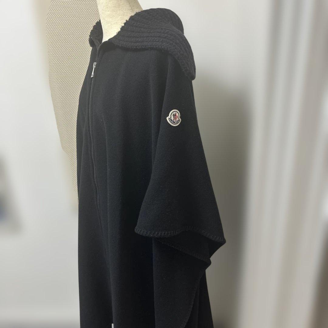 モンクレールポンチョ