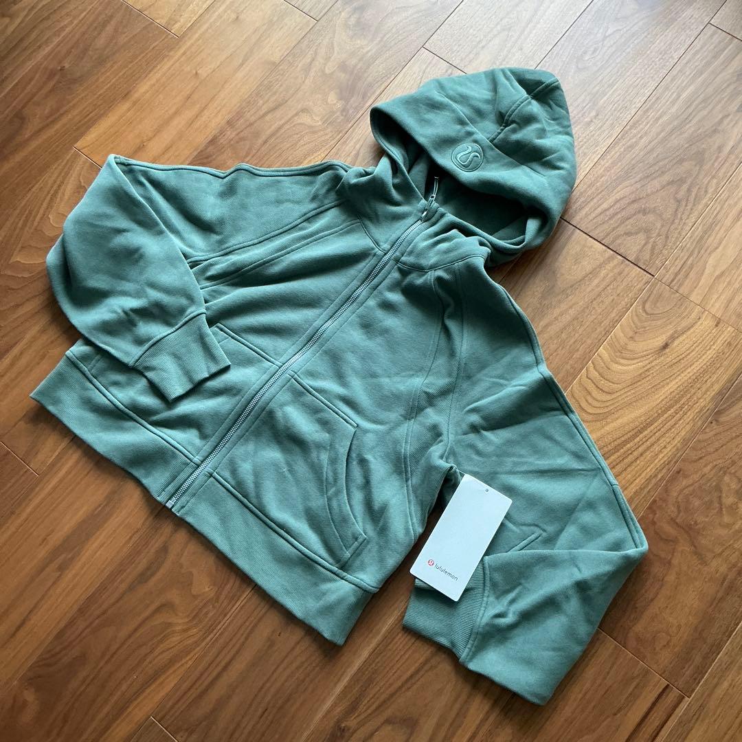 新品未使用！ルルレモンScuba オーバーサイズ フルジップフーディ　XS 緑