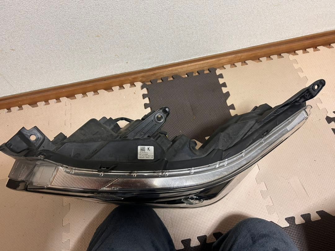 80ヴォクシー後期　左ヘッドライト