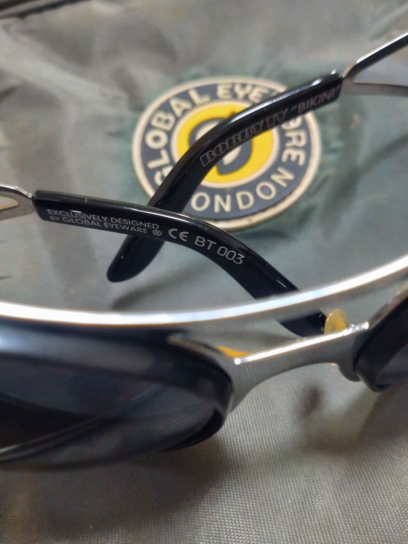 hide サングラスGLOBAL EYEWEAR CE 67 003 ブラック