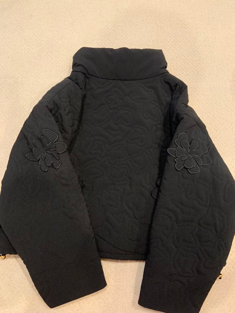 ミュベール 今期　立体フラワージャケット　ジャンパー　３８４０新品　ブラック