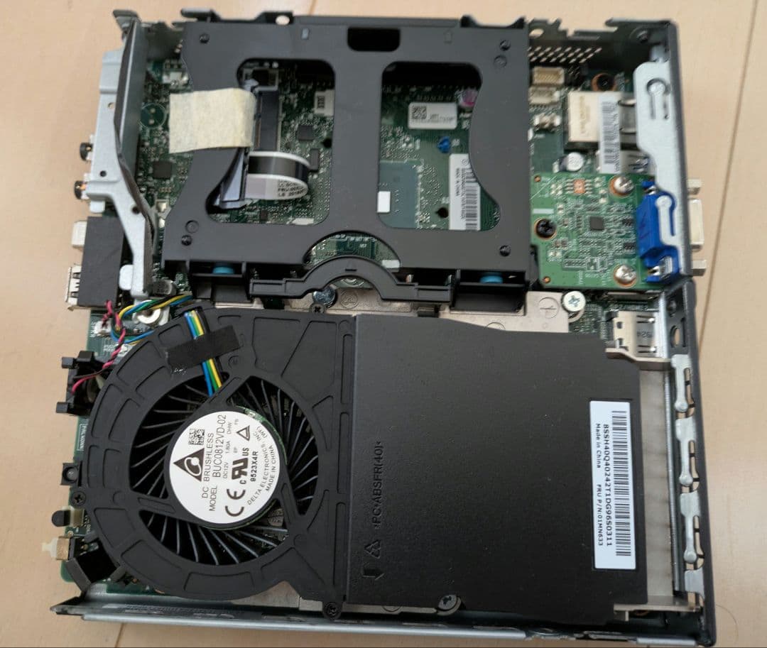 ミニPC Lenovo ThinkCentre M720q i5-8400T 8GB