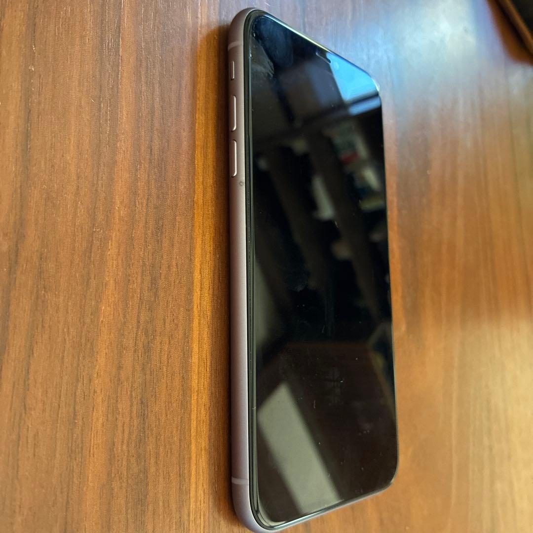 iPhone11 本体　パープル　64GB