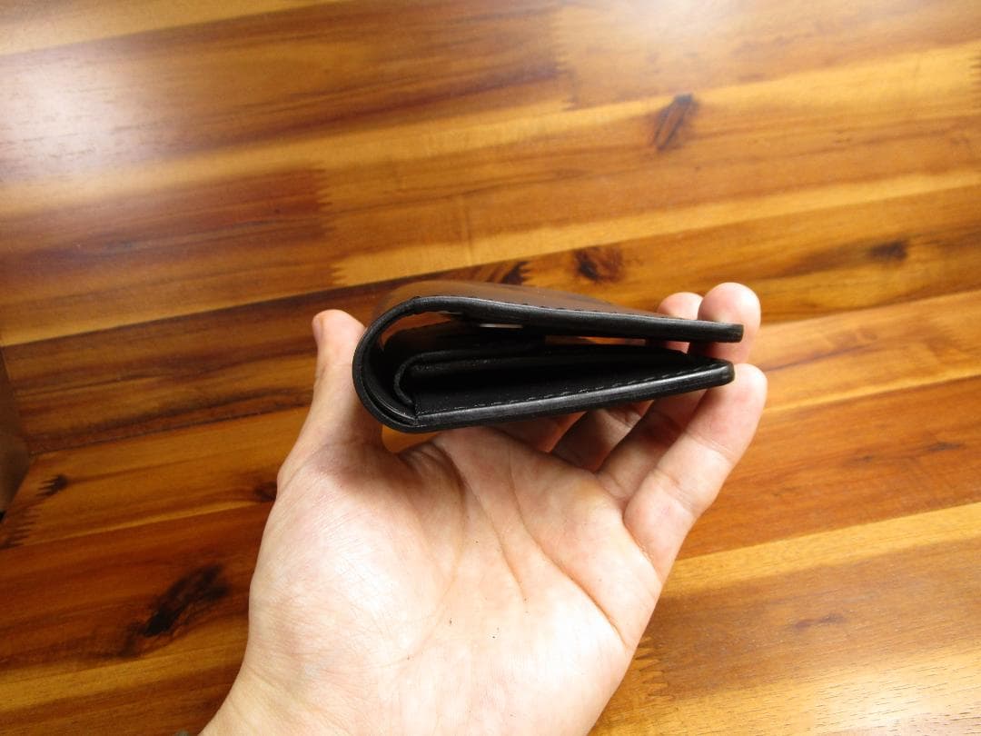 コンパクト財布 コードバン 二つ折り 日本製 ミニ財布 ミニマル ブラック 黒