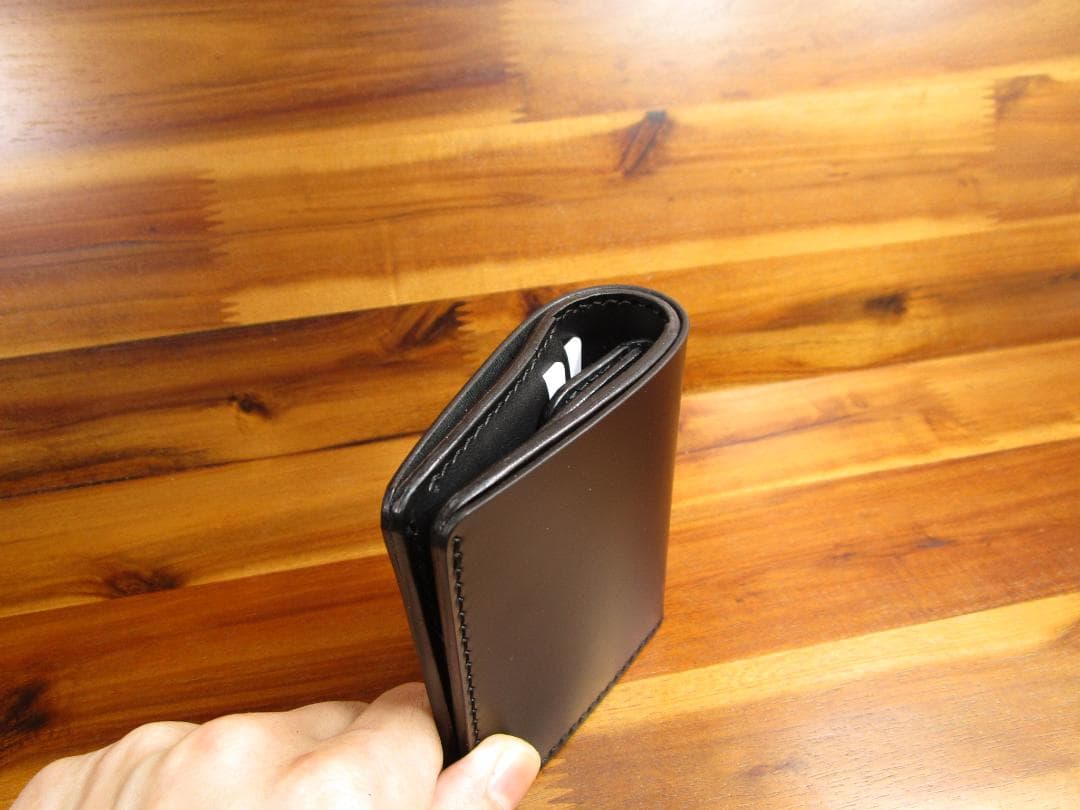 コンパクト財布 コードバン 二つ折り 日本製 ミニ財布 ミニマル ブラック 黒