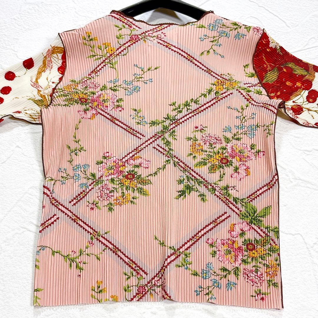 ✨極美品✨ピンクハウス　コトハヨコザワ　カットソー　チェリー　プリーツ　フリル