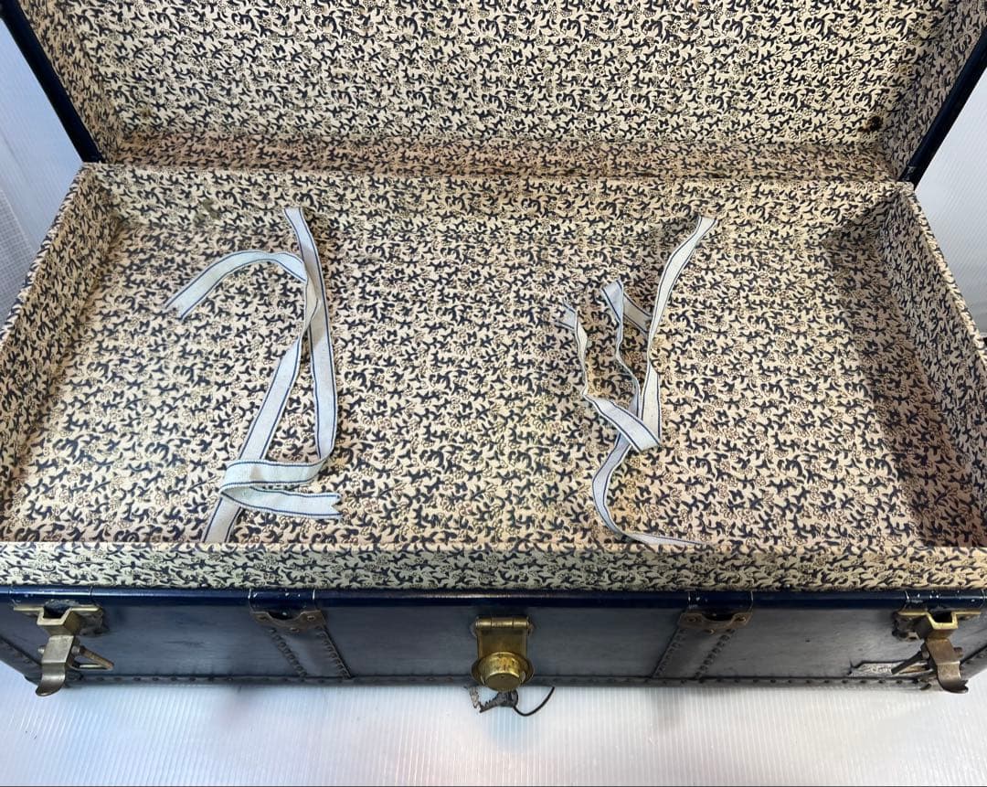 ネイビー 大型トランク 鍵付き