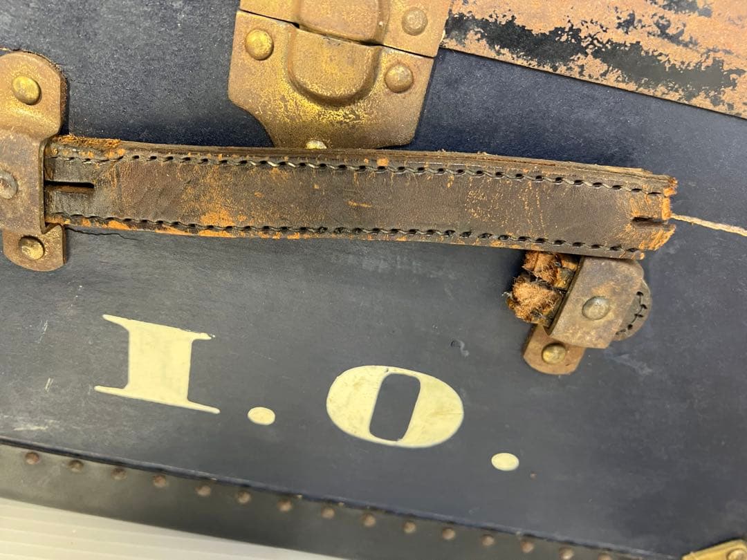 ネイビー 大型トランク 鍵付き