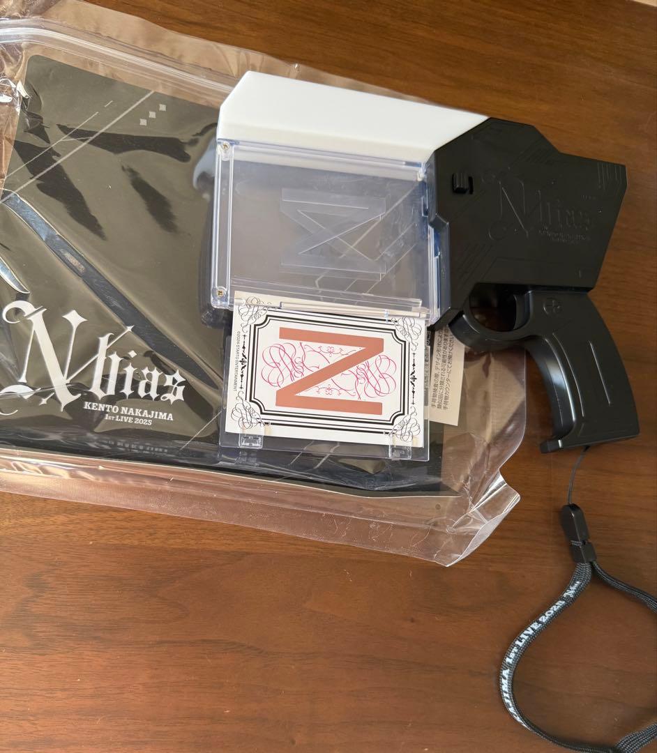 中島健人 ペンライト ピカレスクの銃口