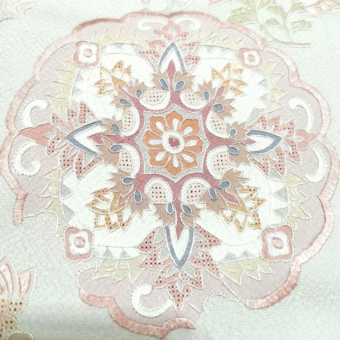 【蘇州刺繍】総刺繍 と豪華染め 付け下げ