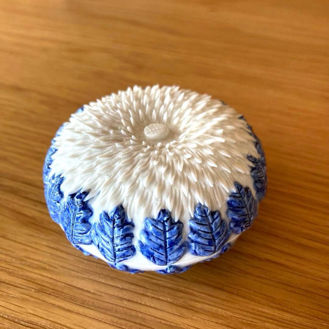 【茶道具】平戸焼 十五代 中里茂右衛門 菊 香合 茶器