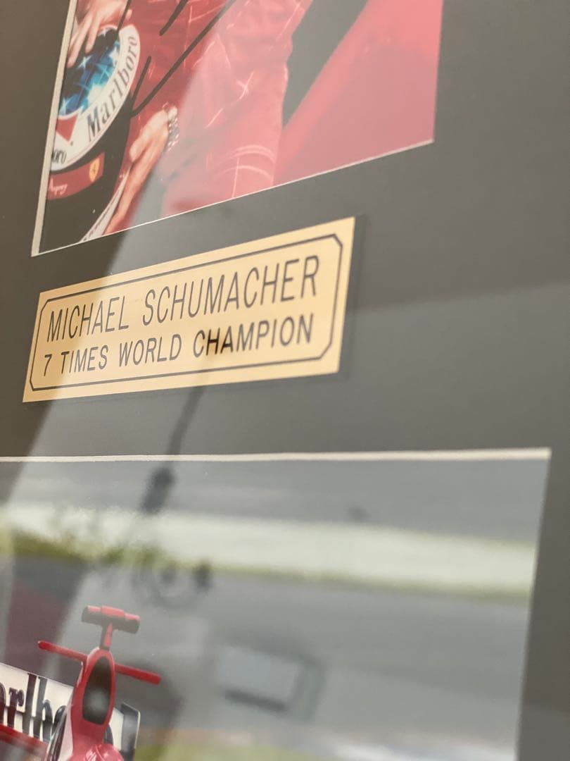 ミハエル・シューマッハ サイン入り写真