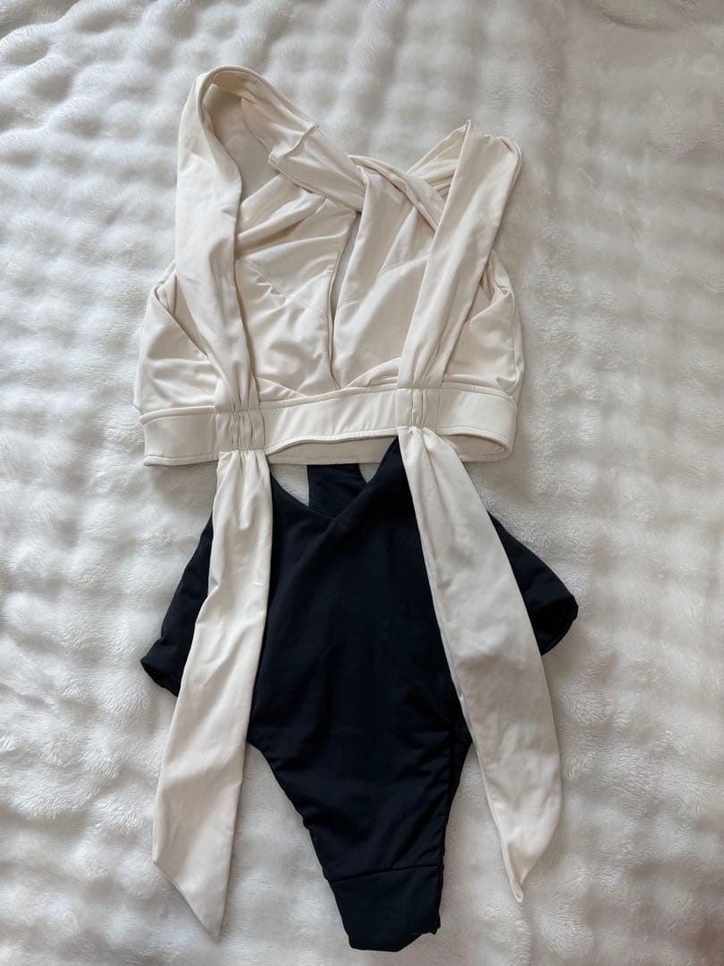 alexiastam ワンピース ビキニ 水着　Sサイズ