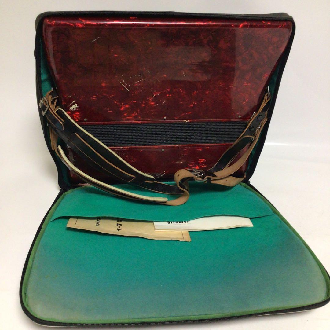 YAMAHA 8905 アコーディオン 32鍵盤　21ベース　モデル　赤