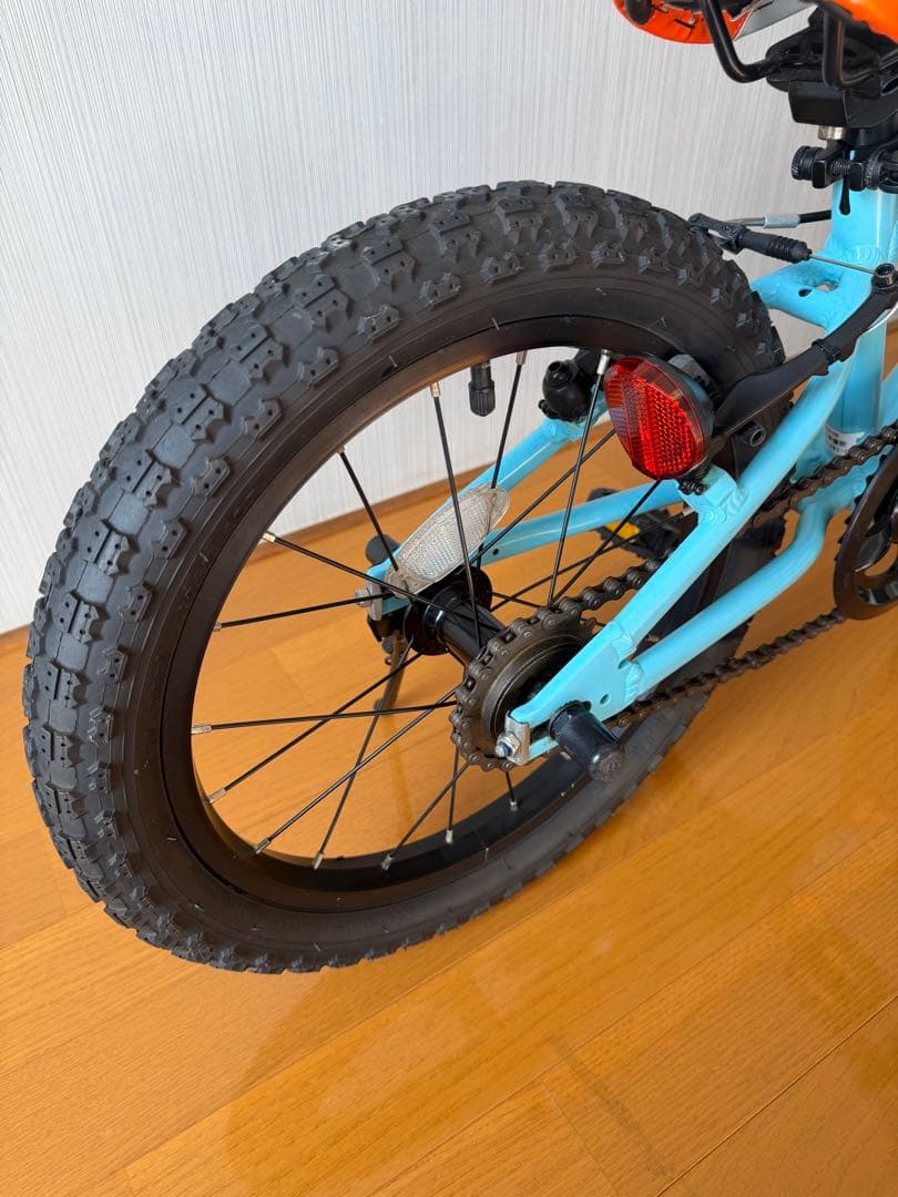 ヨツバサイクル 16インチ ラムネブルー 補助輪付 【神奈川県藤沢市・直接引取】