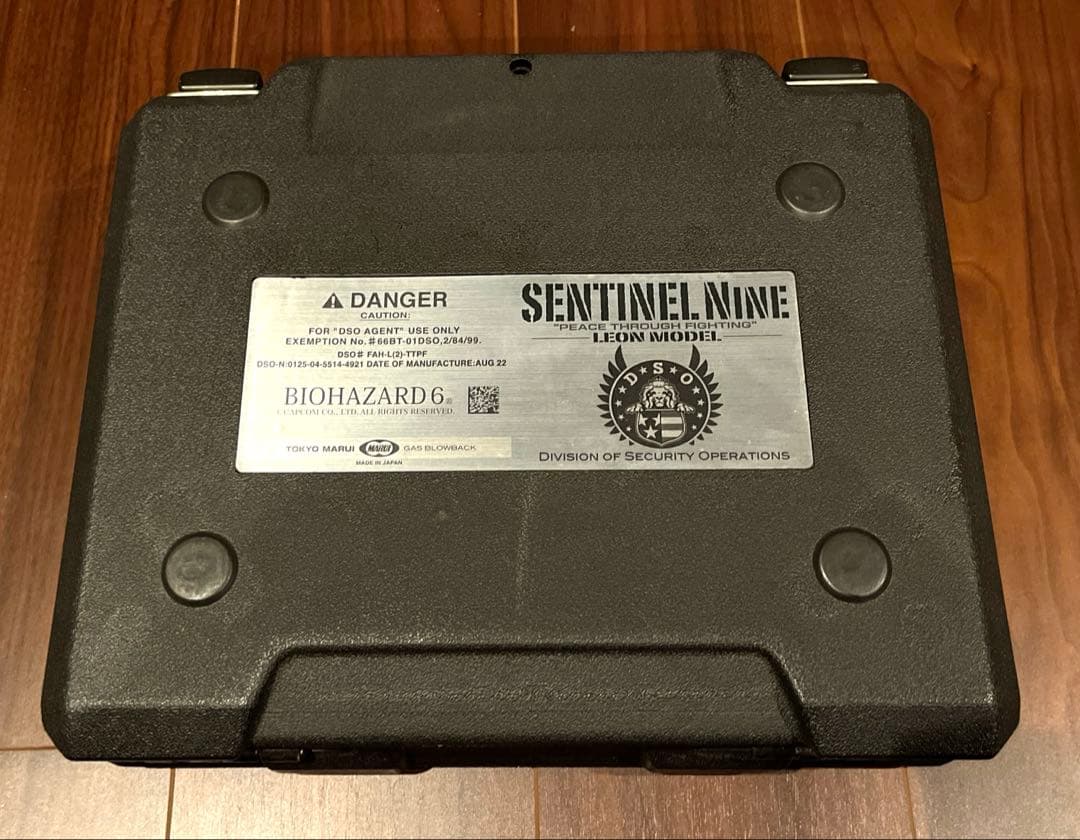 東京マルイ　SG-09R & センチネルナイン　バイオハザードコラボモデル