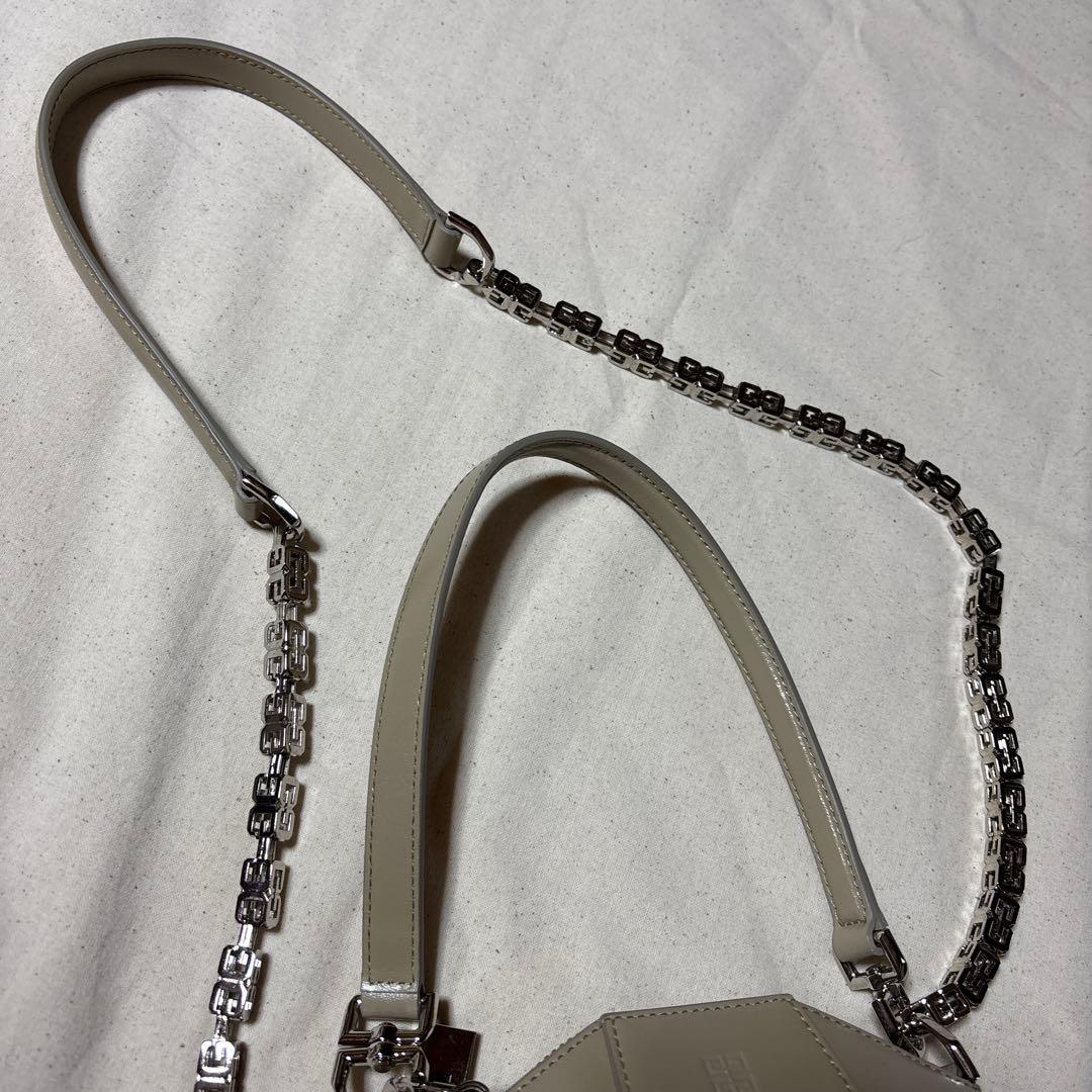 Givenchy ショルダーバッグ　アンティゴナ
