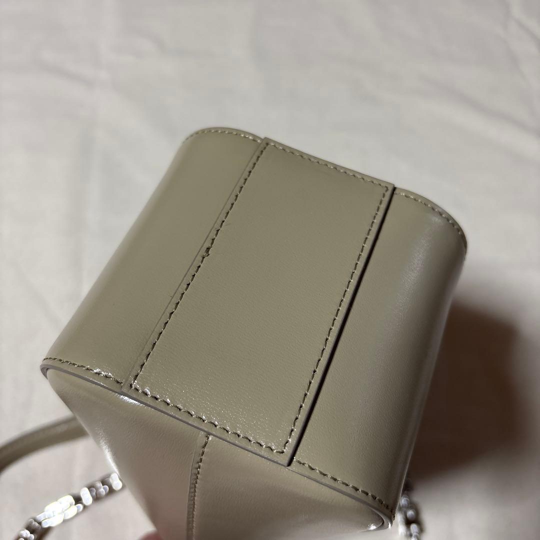 Givenchy ショルダーバッグ　アンティゴナ