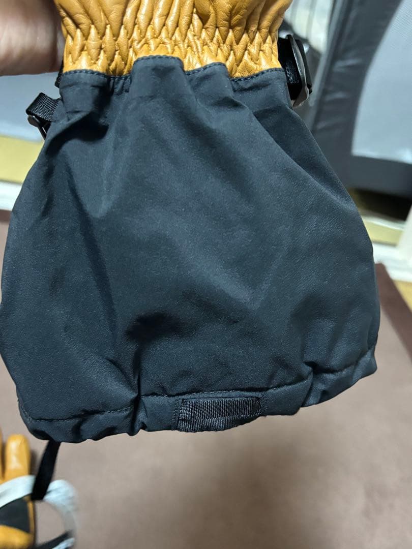Burton akエクスペディション GORE-TEX グローブ　ヒッチハイクL