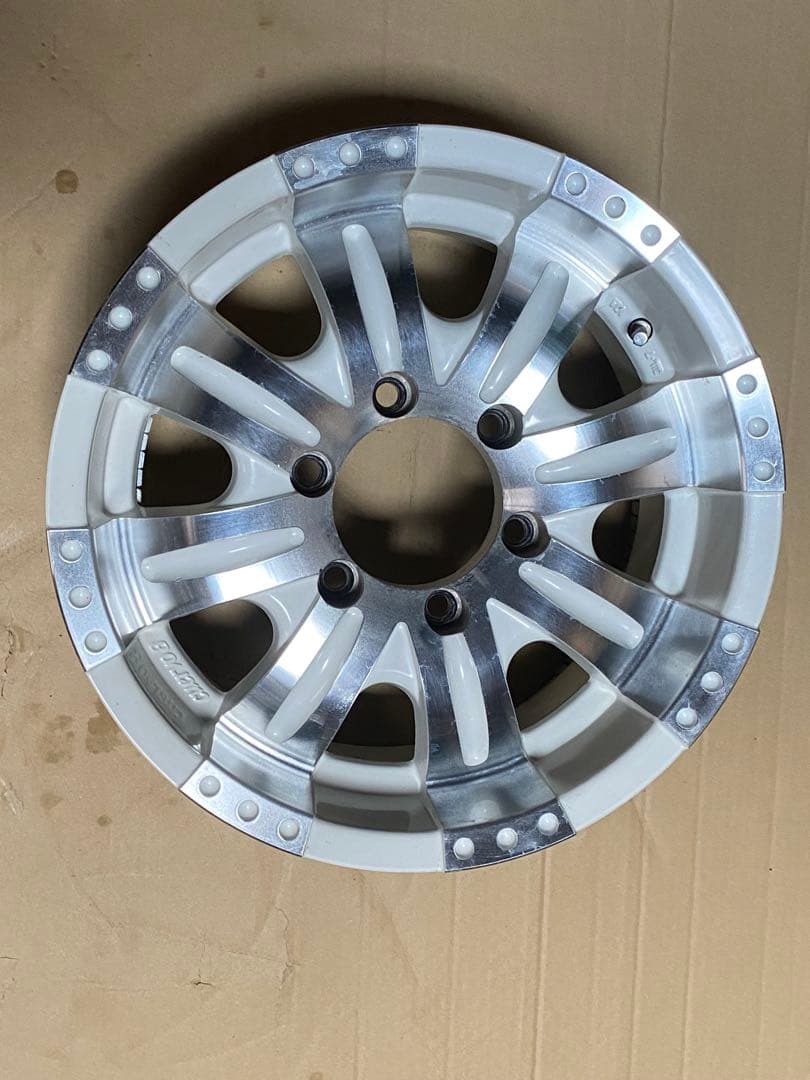 ハイエース用（ホイールのみ）4本セット16インチ