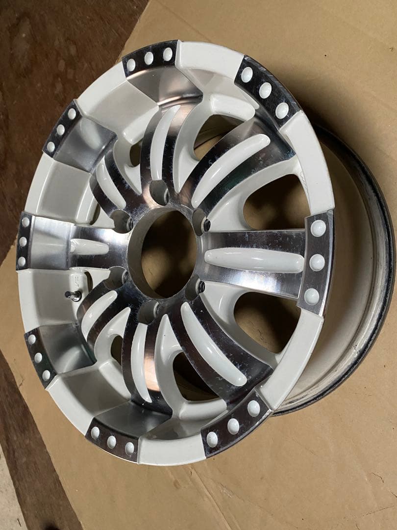 ハイエース用（ホイールのみ）4本セット16インチ