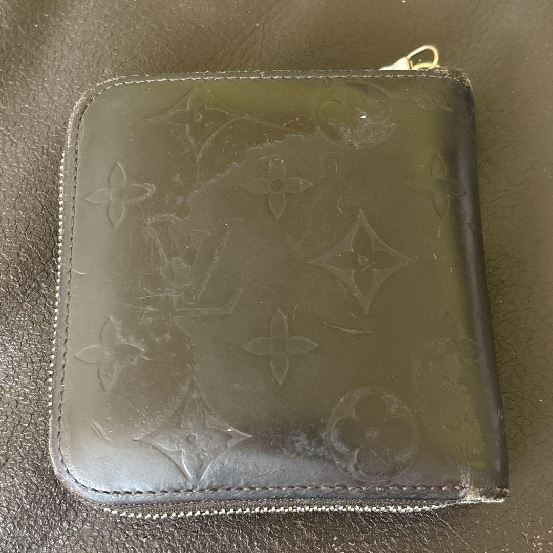 Louis Vuitton ダークブラウン　二つ折り財布