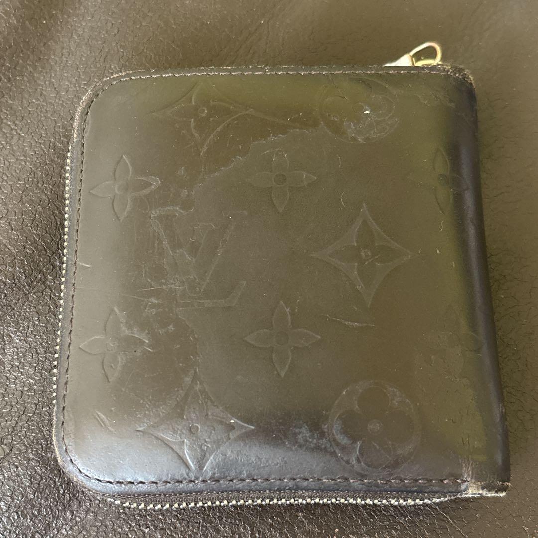 Louis Vuitton ダークブラウン　二つ折り財布