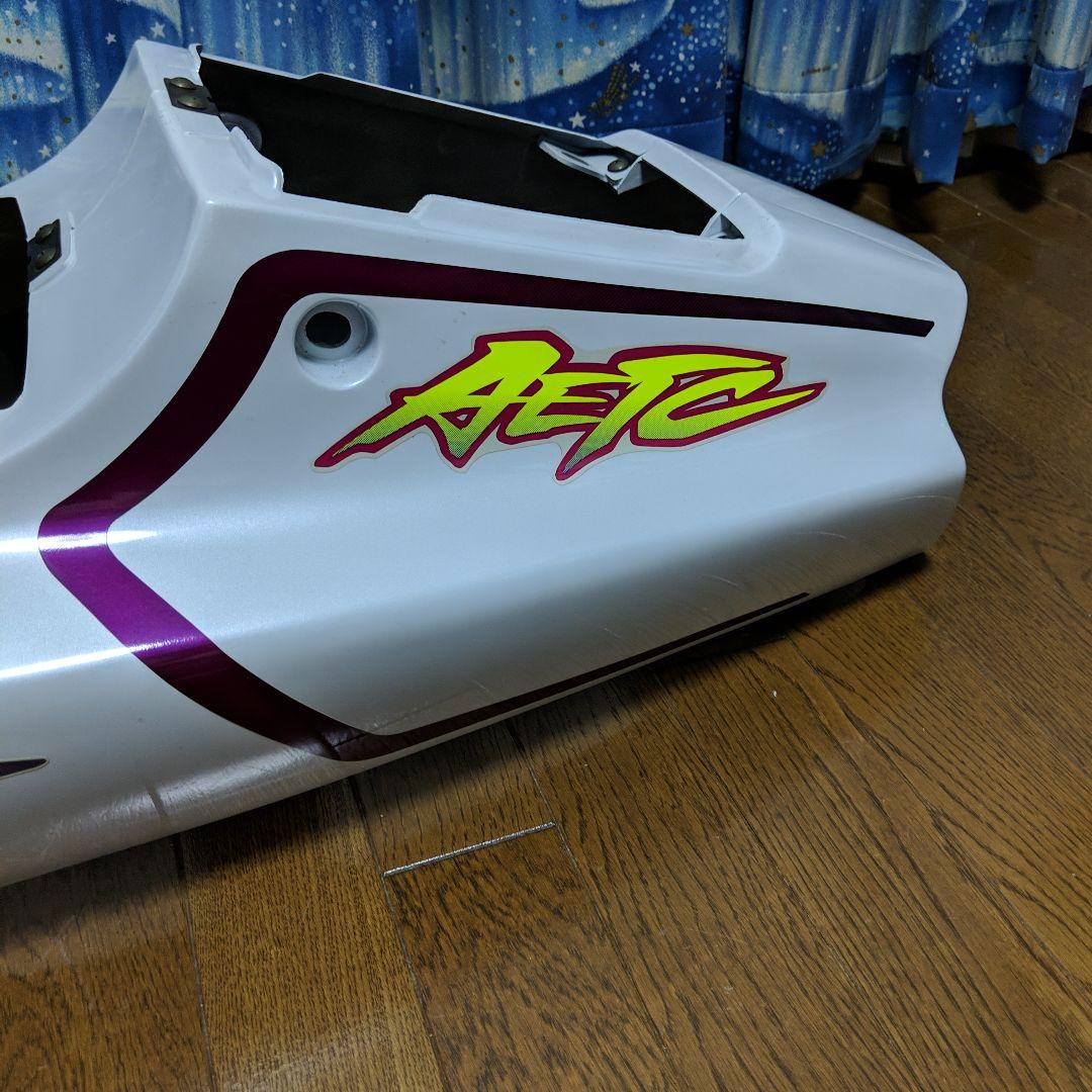ちわわ　RGV125ガンマ（NF13A）シートカウル