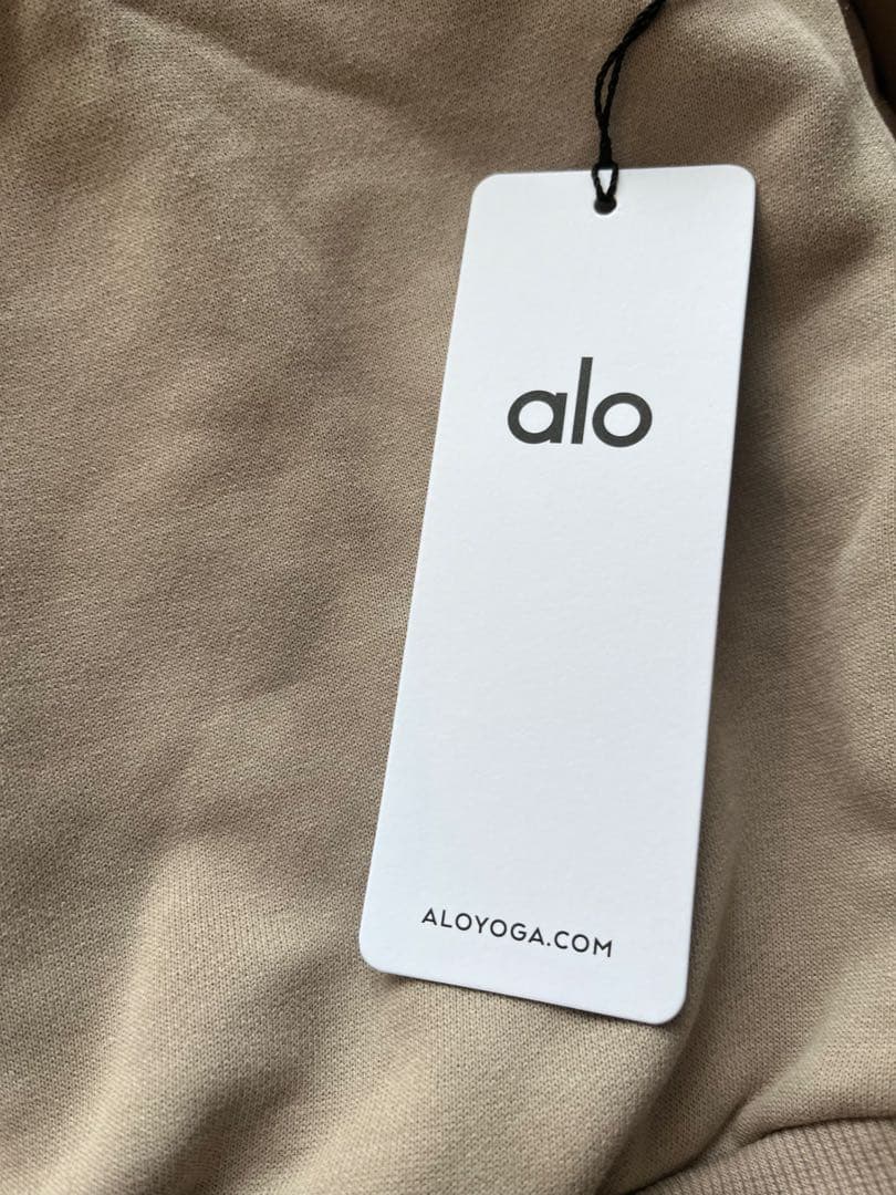 【新品】alo Accolade クルーネック プルオーバー S Gravel