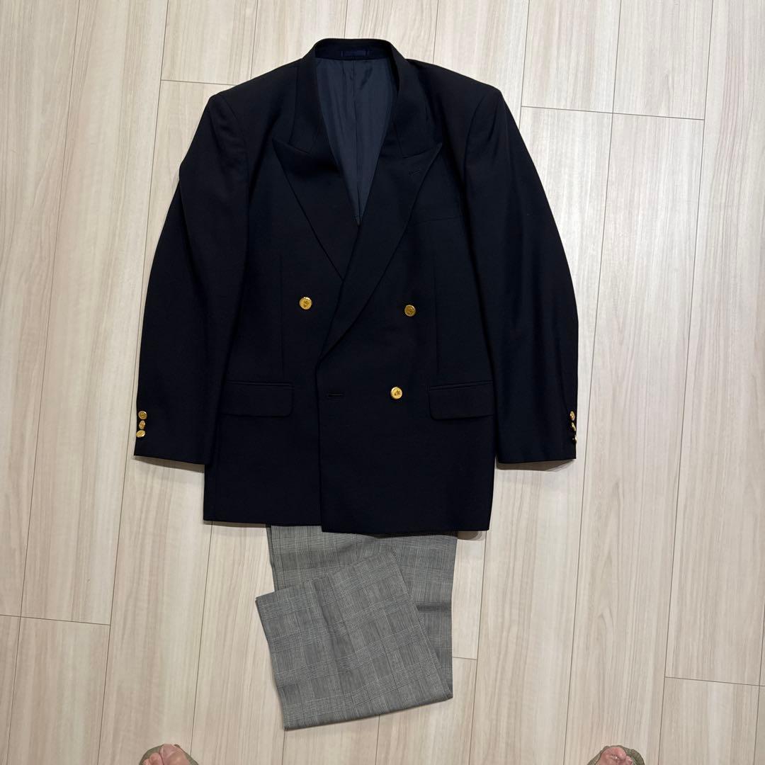 ダブルブレストジャケットとスラックス４着セット