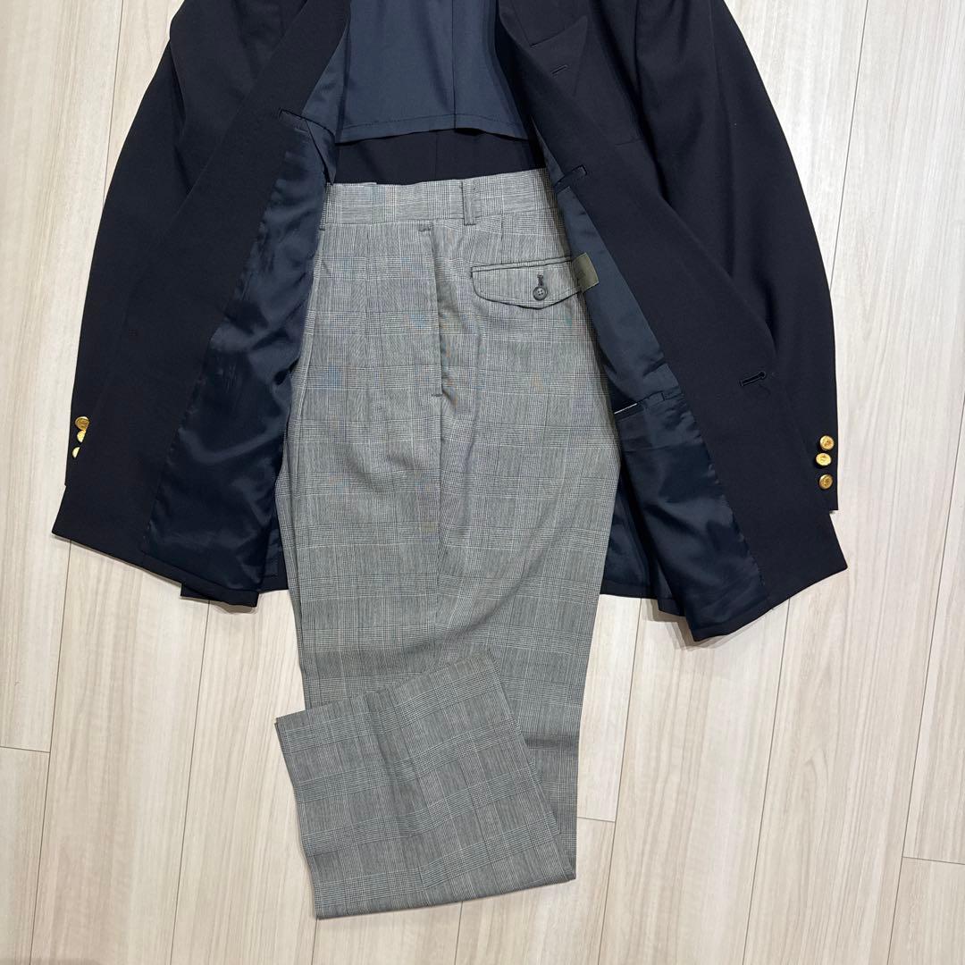 ダブルブレストジャケットとスラックス４着セット